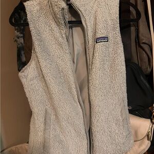 Patagonia Women's Light Gray Fleece Vest